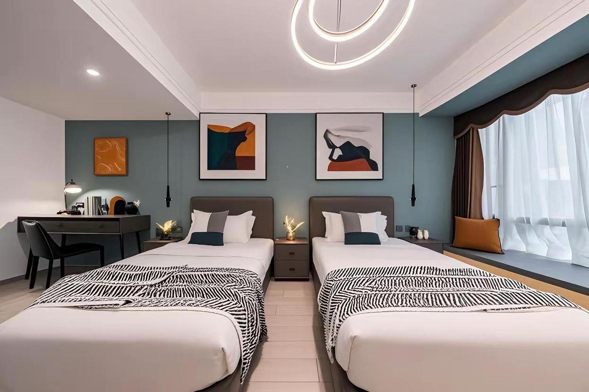 Yun Jin City View Hotel - Guangzhou Taikoo Hui Zhujiang New Town Tianhe Sports Center Екстер'єр фото